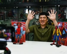 [영상]장난감 1억원어치 산 개그맨 이상훈, 그의 아지트에 가봤다