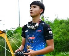 [영상]14살 소년은 어떻게 '드론 세계 챔피언'이 됐나