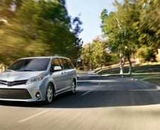 [시승기]추석 패밀리카 맞수 '토요타 시에나'vs'혼다 오딧세이'