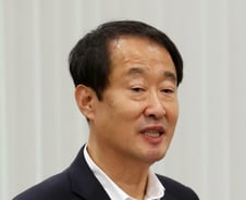 [단독]'출장 간 사람이 만찬 명단에'…권익위, 소진공 행동강령위반 지적