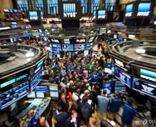 [뉴욕마감]뉴욕증시, 연준 금리인상 기조 확인에 혼조...S&P, 0.3%↓