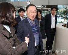 기재부 "홍남기 청문요청서 이번주 후반에 제출"