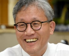 "내 목표는 임업이 신성장 동력산업으로 재창조되는 것"