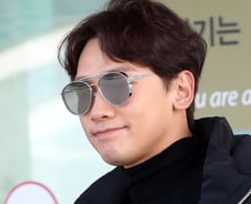 '빚투' 이번에는 가수 '비'…"부모가 2300만원 안 갚아"