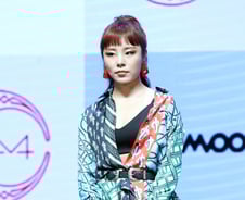 마마무 휘인도 '빚투'에 곤혹···"원만한 해결 노력"