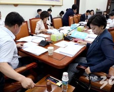 [단독]내년부터 9세미만 아동에 월10만원 지급…국회, 5351억원 증액 합의