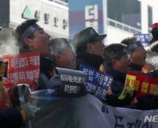 '카풀 반대' 택시업계 "완전월급제? 의미 없다"