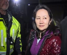 [MT리포트]美中 무역전쟁 포로가 된 '화웨이 후계자'