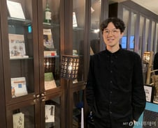 "누가 돈 내겠어" 3년만에 1인창업 '북살롱' 50배 키웠죠