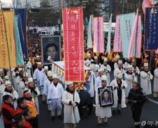 택시기사 사망에도 해법 못찾는 '택시-카풀' 갈등