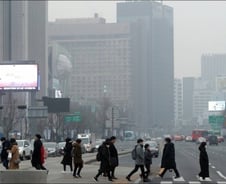 [MT리포트]최악 미세먼진데, 야외근로 지침은 '무용지물'