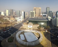 [MT리포트]서울광장 스케이트장, 미세먼지로 운영 전면 중단