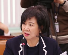 손혜원, '부동산 투기' 의혹에 "문화재 지정, 부동산 가치 떨어져"