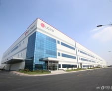 [MT리포트]中시장 언제 열리나…목빠지는 한국 배터리