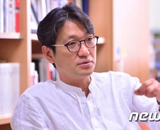 7년전 '핸드볼 성폭력' 고발한 교수 "괴물 낳는 시스템에 메스댈때"