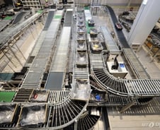 "클릭하면 4시간 뒤 문앞에"…온라인 유통혁명 여기서 시작 