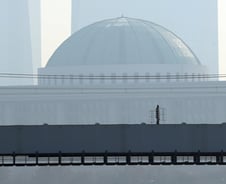 [MT리포트]"나는 '섬노예'입니다"…직장문화 '갈라파고스' 국회