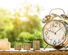 "부자 되려면 커피 사먹지 말라고? 그래서 전셋값이라도 모으겠니?"