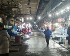 노량진 수산시장, 같은 이름을 쓰는 '두 개의 시장'