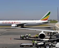 '157명 탑승' 에티오피아 항공기, 이륙 6분 만에 추락