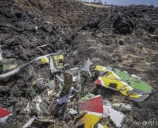 보잉 '737맥스 8' 잇단 추락에 中 해당기종 운항 중단 