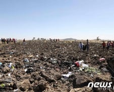 149명 숨진, '보잉737 맥스' 블랙박스 회수