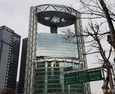 [MT리포트]'1층 스타벅스, 2층 위워크’…랜드마크 꿰찬 공유오피스