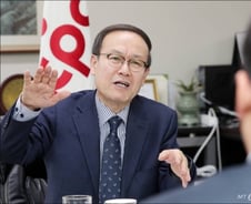 이몽룡 시조 판소리 뽑는 '현장파' 생산성 전략가