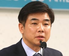 [MT리포트]김병욱 "이르면 4월 법안통과"…속도내는 사모펀드 규제완화