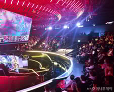 [MT리포트]"e스포츠 직관사수"·"롤챔스 보러 독일서 왔어요"