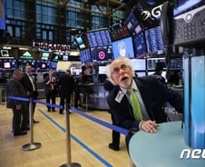 [뉴욕마감]3대 지수 상승…기술주 2.5%↑+ 고용 호조