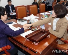 [단독]1년에 10일, '가족돌봄휴가' 신설된다