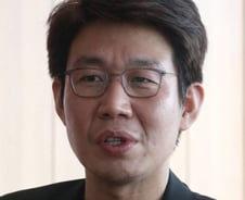 "카카오판 디즈니랜드 만든다"