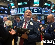 [뉴욕마감] 3대 지수 상승…금융주·에너지주 1% 이상 ↑ 
