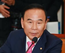 [2018 재산공개]'5.5억'짜리 골프회원권 가진 국회의원 누구?