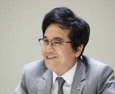 '인센티브만 44억' 이재현 회장, 연봉 얼만가보니...