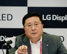 한상범 LGD 부회장, 지난해 연봉 28억1200만원