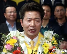 여영국 "개표율 99.98%에서 역전…현실인지 꿈인지"