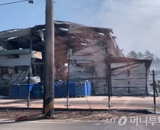 곳곳에 매캐한 연기, 고성 주민들 "불기둥이 수백미터씩"