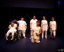 [MT리포트]"장애인 공연은 감동 필수? 예술하는 배우일 뿐이죠"