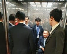 [300포토]엘레베이터 '감금'된 이상민 사개특위위원장