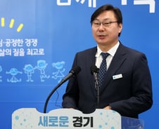 [단독]경기도, 北에 밀가루·묘목 최소 15억 추가 지원