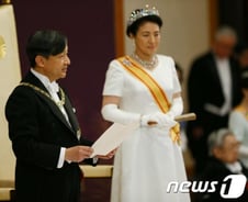 [MT리포트]불황 조짐 속 '레이와', 日경제 어디로…