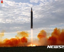 北, 文대통령 2주년 대담 4시간전 도발..2년전에도 발사한 곳