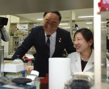 [MT리포트]수년째 제자리 '헬스케어 규제 완화' 이번엔 성공할까 