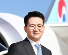 공정위가 인정한 '총수 조원태'…집안 논란은 '진행형'