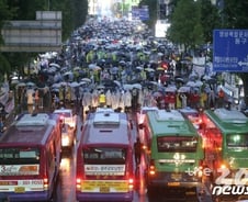 5·18 기념식 여야 5당 총출동…황교안 광주 재방문