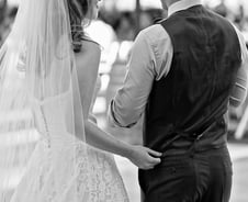 "어머니, 아들의 인생을 책임 지는 건 며느리랍니다"