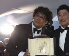 칸 황금종려상 봉준호는…박태원 외손자·부친도 디자이너