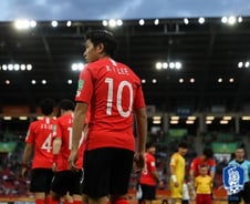 "이강인, 군 문제 남았다... SON은 면제" 英언론도 우려